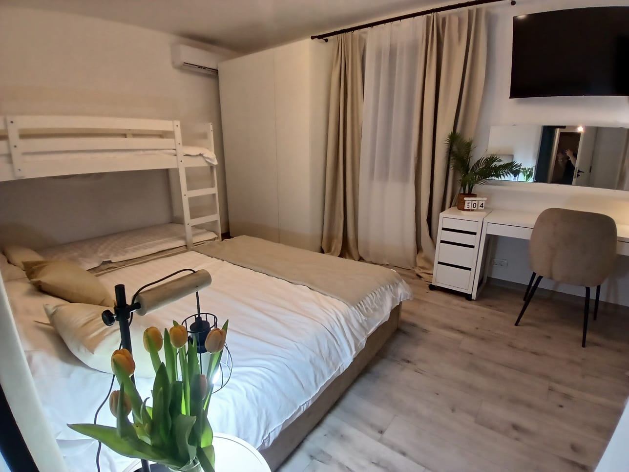 Casa Mediteraneana